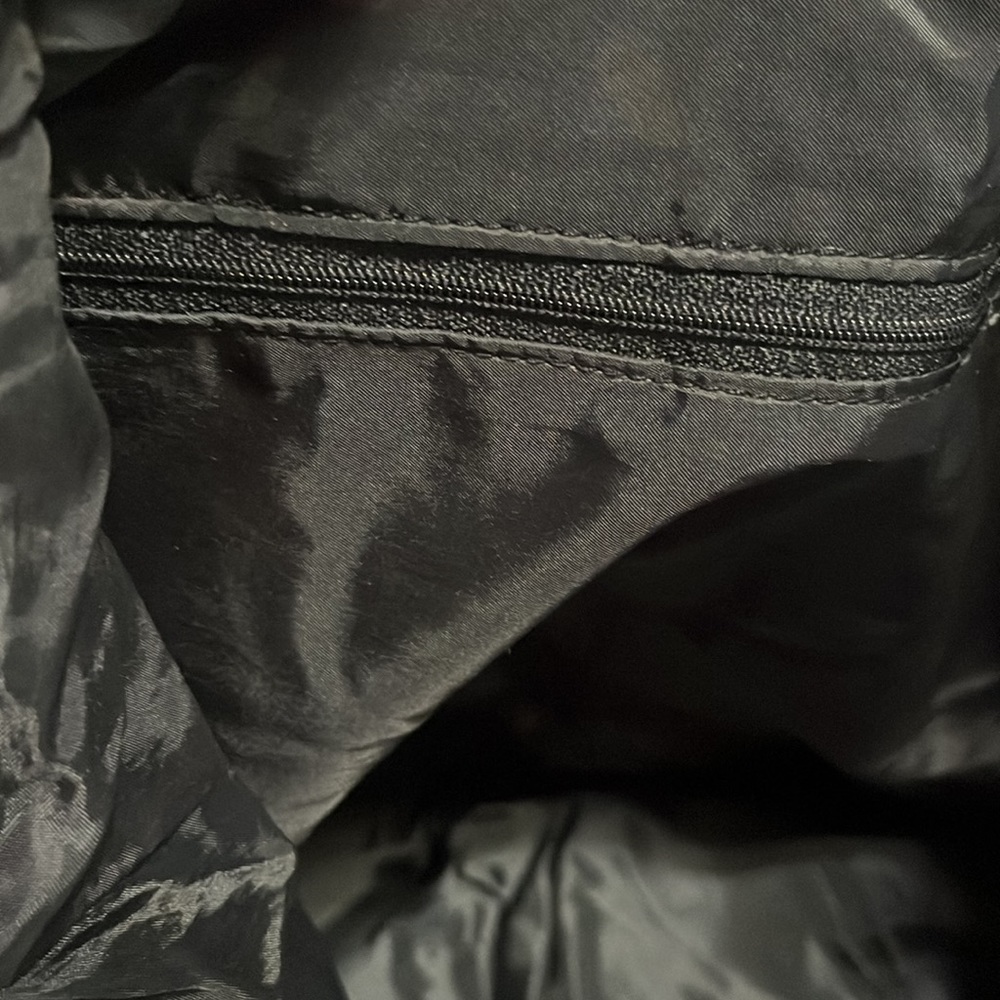 Large nylon tote - Picture 4 of 4